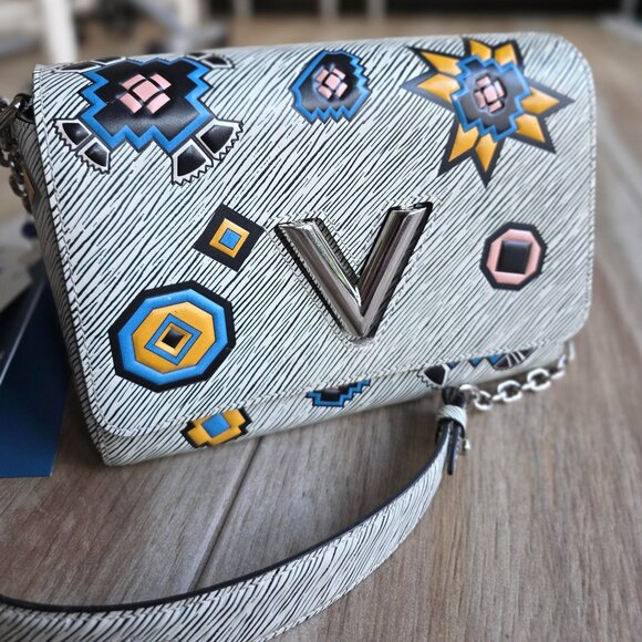 Louis Vuitton Twist Handbag Limited Edition Azteque Epi Leather MM Multicolor - Picture 1 of 9